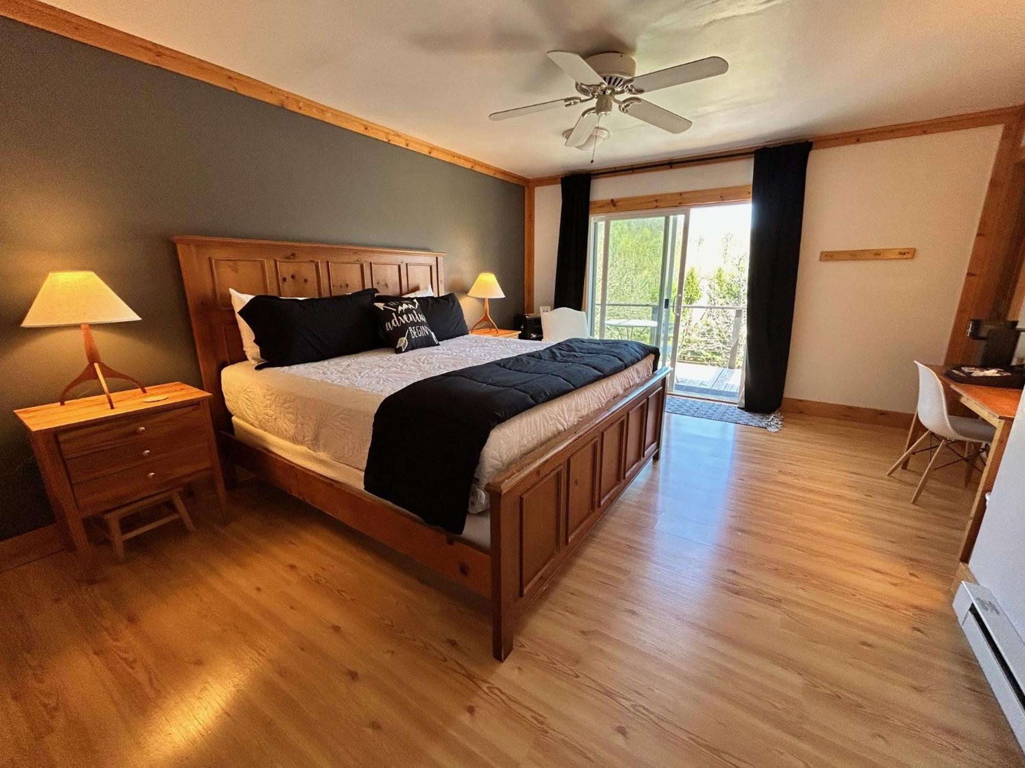 Hotel Fire Mountain Highlands Habitación foto